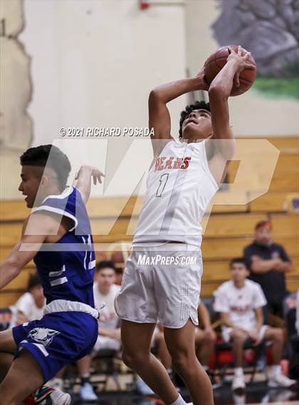 Thumbnail 1 in Madera @ Selma photogallery.