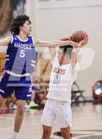 Thumbnail 1 in Madera @ Selma photogallery.