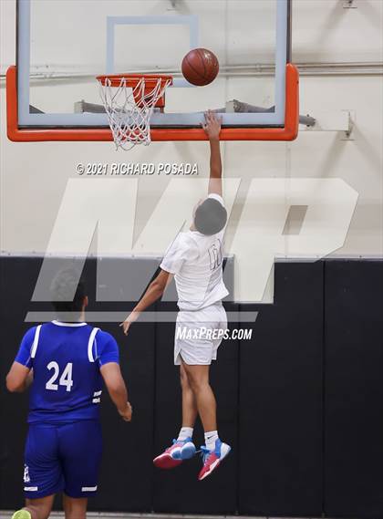 Thumbnail 2 in Madera @ Selma photogallery.