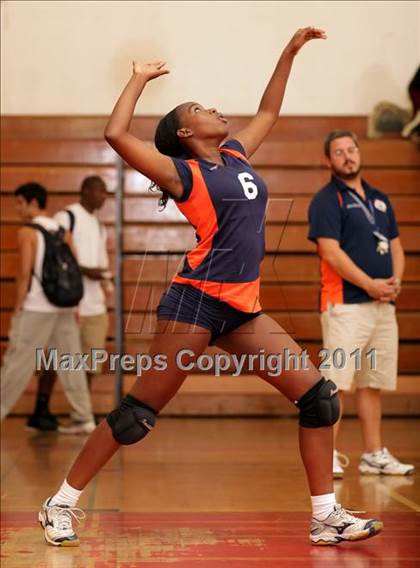 Thumbnail 2 in JV: Chatsworth @ Taft photogallery.