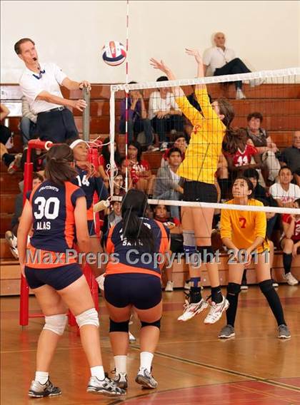 Thumbnail 1 in JV: Chatsworth @ Taft photogallery.