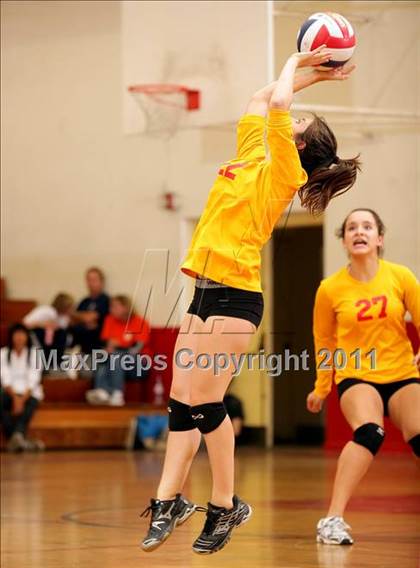 Thumbnail 1 in JV: Chatsworth @ Taft photogallery.