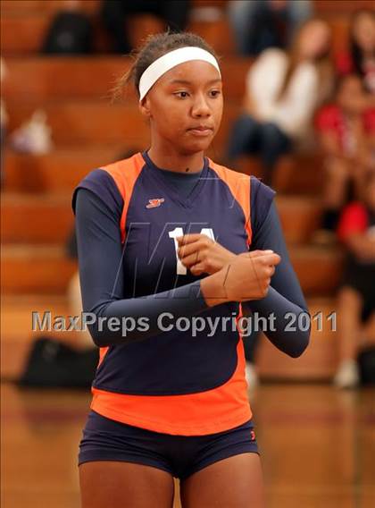 Thumbnail 1 in JV: Chatsworth @ Taft photogallery.