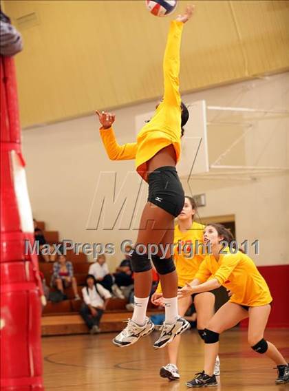 Thumbnail 3 in JV: Chatsworth @ Taft photogallery.