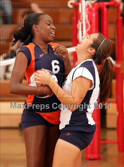 Thumbnail 1 in JV: Chatsworth @ Taft photogallery.