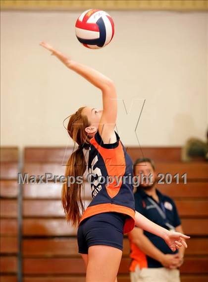 Thumbnail 2 in JV: Chatsworth @ Taft photogallery.