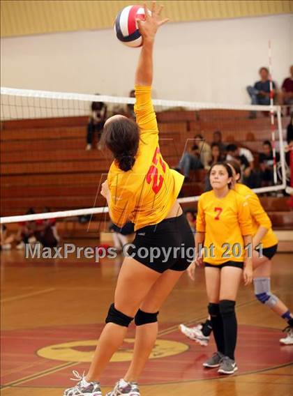 Thumbnail 2 in JV: Chatsworth @ Taft photogallery.