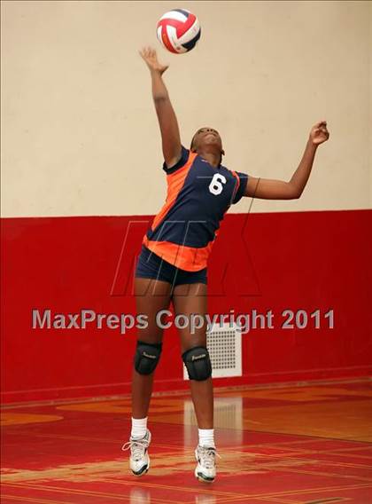 Thumbnail 2 in JV: Chatsworth @ Taft photogallery.