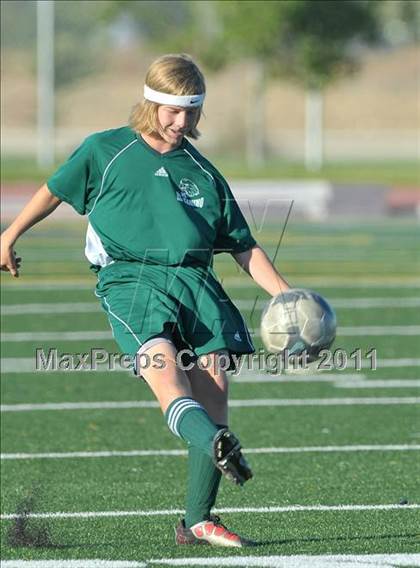 Thumbnail 3 in El Camino @ Inderkum photogallery.