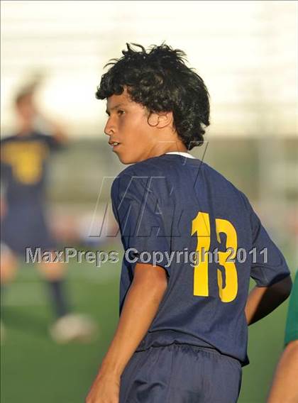 Thumbnail 1 in El Camino @ Inderkum photogallery.