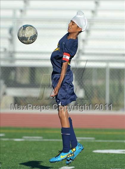 Thumbnail 3 in El Camino @ Inderkum photogallery.