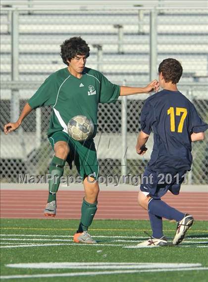 Thumbnail 2 in El Camino @ Inderkum photogallery.