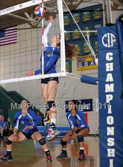 Thumbnail 3 in La Jolla Country Day vs. Union Mine (CIF State D4 Final) photogallery.