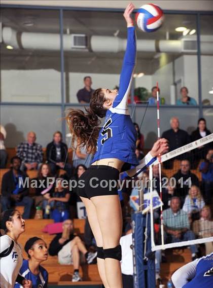 Thumbnail 3 in La Jolla Country Day vs. Union Mine (CIF State D4 Final) photogallery.