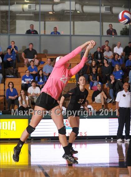 Thumbnail 3 in La Jolla Country Day vs. Union Mine (CIF State D4 Final) photogallery.