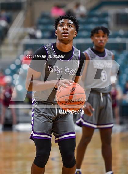 Thumbnail 3 in Tompkins vs Ridge Point (UIL 6A Bi-District Playoff) photogallery.