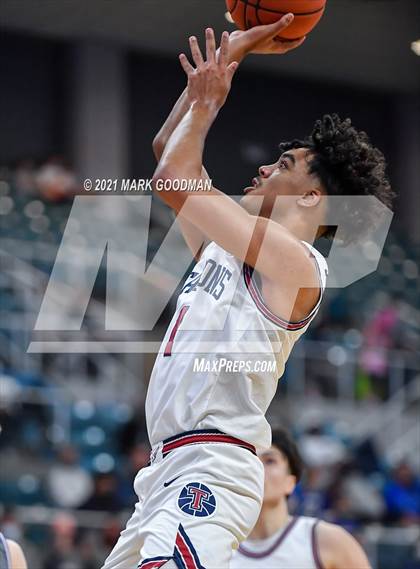 Thumbnail 2 in Tompkins vs Ridge Point (UIL 6A Bi-District Playoff) photogallery.
