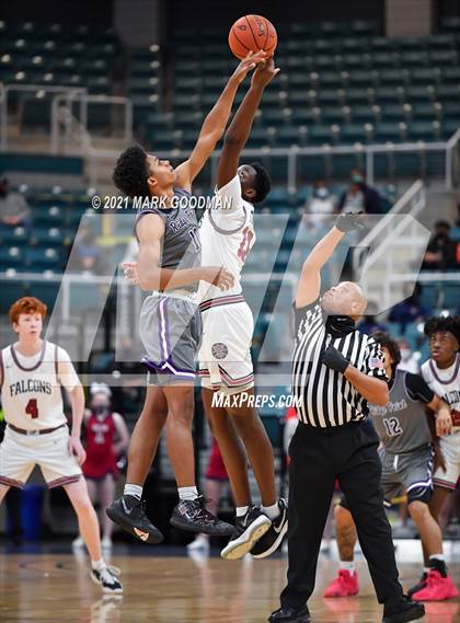 Thumbnail 1 in Tompkins vs Ridge Point (UIL 6A Bi-District Playoff) photogallery.