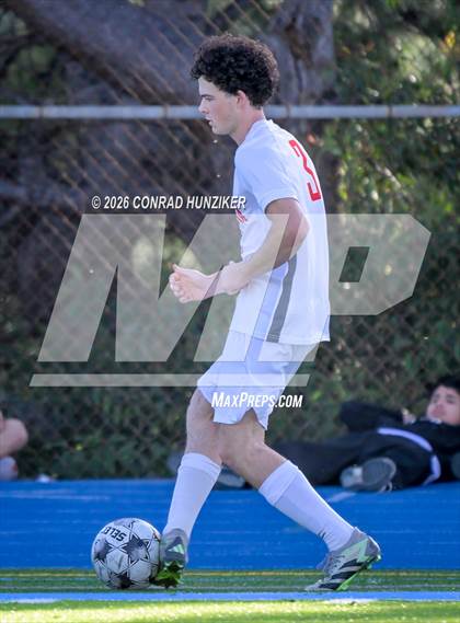 Thumbnail 1 in Pasadena @ Crescenta Valley photogallery.
