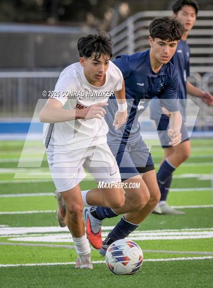 Thumbnail 1 in Pasadena @ Crescenta Valley photogallery.