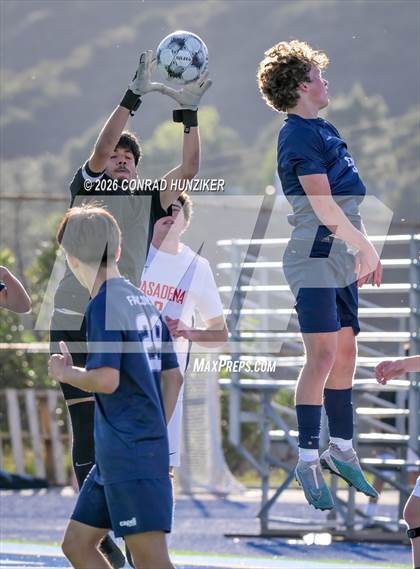 Thumbnail 1 in Pasadena @ Crescenta Valley photogallery.
