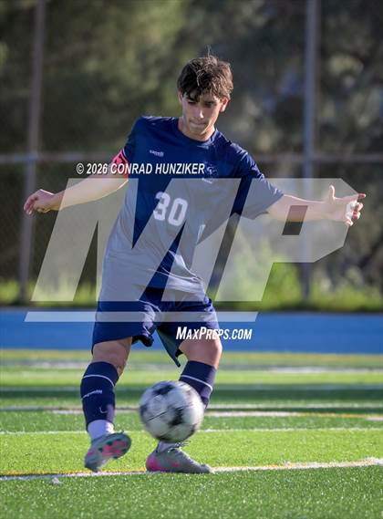 Thumbnail 1 in Pasadena @ Crescenta Valley photogallery.