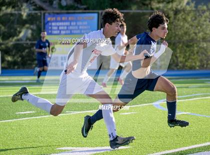 Thumbnail 1 in Pasadena @ Crescenta Valley photogallery.
