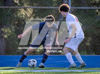 Thumbnail 1 in Pasadena @ Crescenta Valley photogallery.