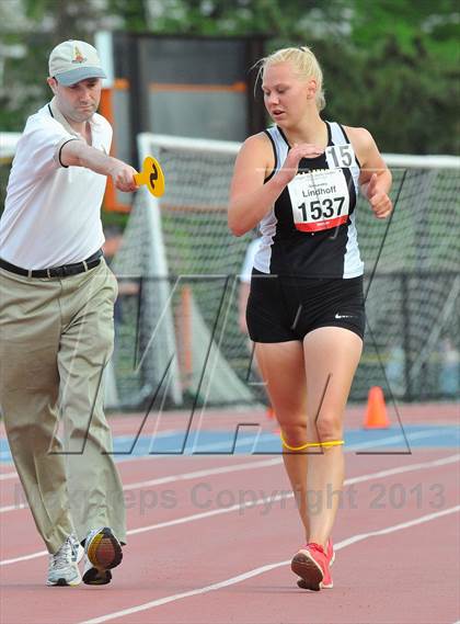Thumbnail 3 in Loucks Games (1600m) photogallery.