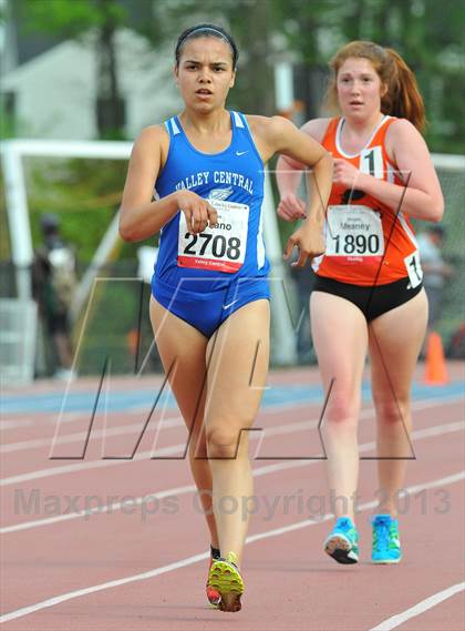 Thumbnail 1 in Loucks Games (1600m) photogallery.
