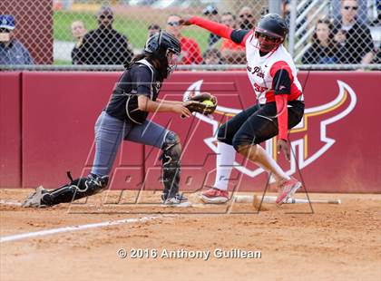 Thumbnail 1 in Vaughn vs. View Park (CIF LA City Section D4 Final) photogallery.