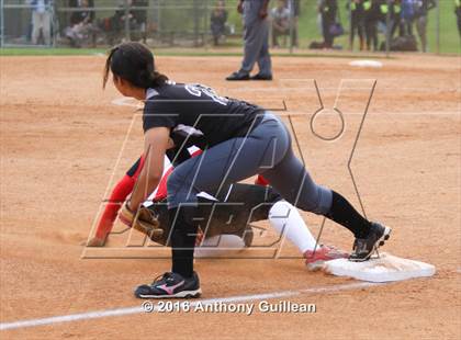 Thumbnail 2 in Vaughn vs. View Park (CIF LA City Section D4 Final) photogallery.