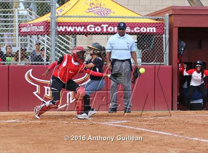 Thumbnail 3 in Vaughn vs. View Park (CIF LA City Section D4 Final) photogallery.