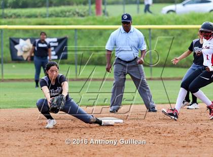 Thumbnail 2 in Vaughn vs. View Park (CIF LA City Section D4 Final) photogallery.