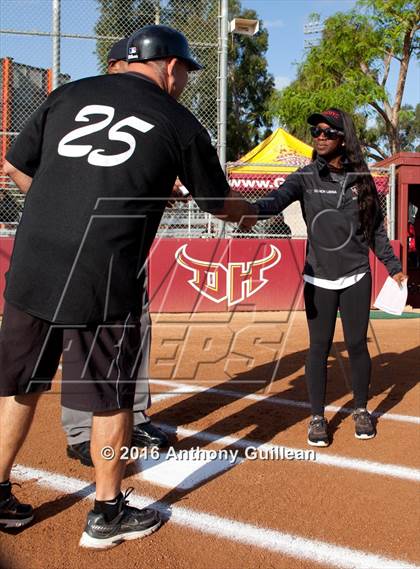 Thumbnail 1 in Vaughn vs. View Park (CIF LA City Section D4 Final) photogallery.