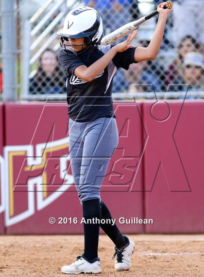 Thumbnail 2 in Vaughn vs. View Park (CIF LA City Section D4 Final) photogallery.