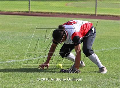 Thumbnail 1 in Vaughn vs. View Park (CIF LA City Section D4 Final) photogallery.