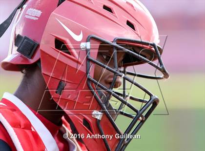Thumbnail 3 in Vaughn vs. View Park (CIF LA City Section D4 Final) photogallery.