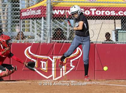 Thumbnail 3 in Vaughn vs. View Park (CIF LA City Section D4 Final) photogallery.