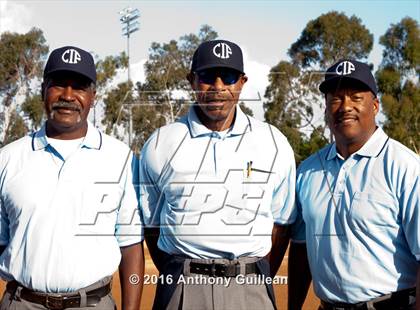 Thumbnail 2 in Vaughn vs. View Park (CIF LA City Section D4 Final) photogallery.
