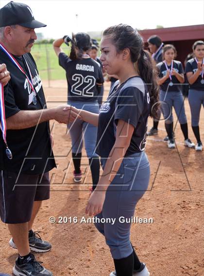 Thumbnail 1 in Vaughn vs. View Park (CIF LA City Section D4 Final) photogallery.