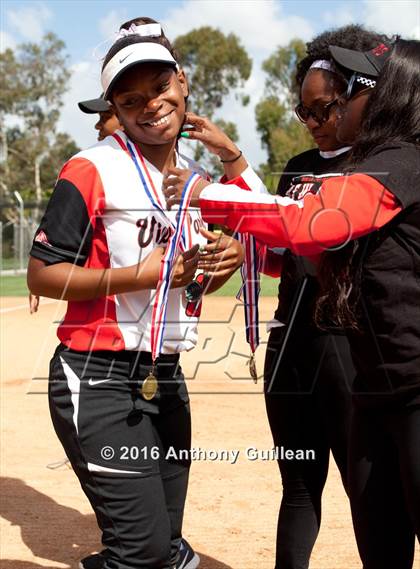 Thumbnail 1 in Vaughn vs. View Park (CIF LA City Section D4 Final) photogallery.