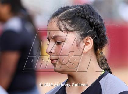 Thumbnail 2 in Vaughn vs. View Park (CIF LA City Section D4 Final) photogallery.
