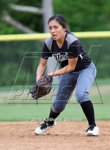 Thumbnail 3 in Vaughn vs. View Park (CIF LA City Section D4 Final) photogallery.