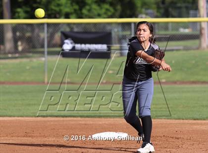 Thumbnail 1 in Vaughn vs. View Park (CIF LA City Section D4 Final) photogallery.