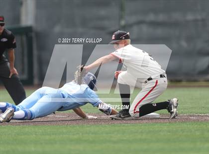 Thumbnail 3 in Pleasant Grove vs. American Fork (UHSAA 6A Final) photogallery.