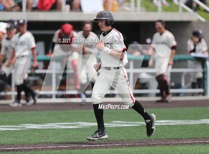Thumbnail 2 in Pleasant Grove vs. American Fork (UHSAA 6A Final) photogallery.