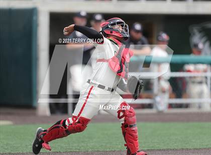 Thumbnail 2 in Pleasant Grove vs. American Fork (UHSAA 6A Final) photogallery.