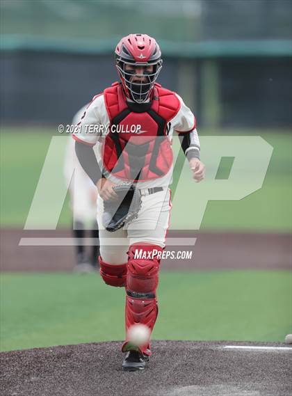 Thumbnail 2 in Pleasant Grove vs. American Fork (UHSAA 6A Final) photogallery.