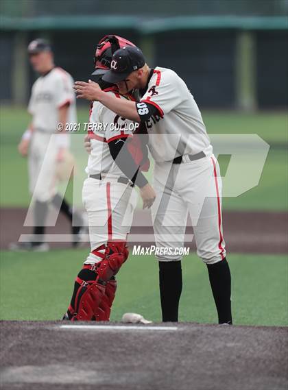 Thumbnail 1 in Pleasant Grove vs. American Fork (UHSAA 6A Final) photogallery.